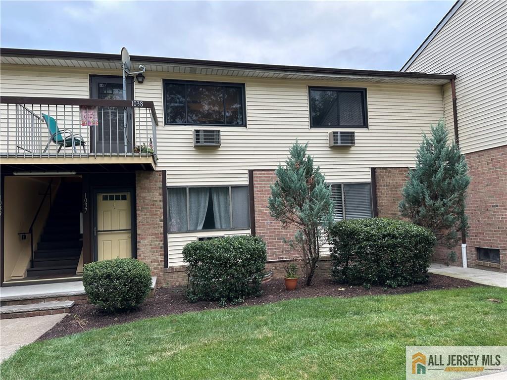 Primary Photo - 1037 Cricket Ln
