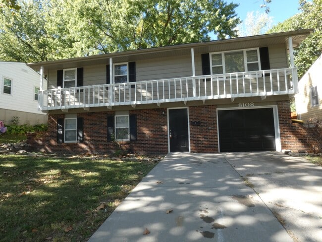 Building Photo - 8108 NE 48th Terrace