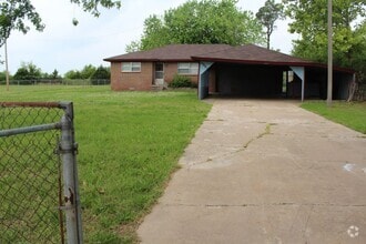 Building Photo - 4901 Richardson Ave