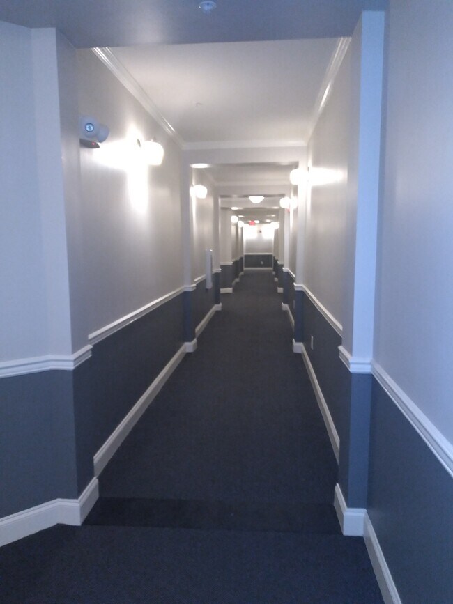 Foto del edificio - 24701 Byrne Meadow Square