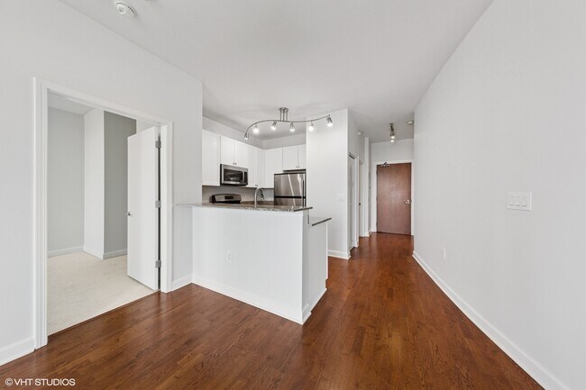 Foto del edificio - 233 E 13th St