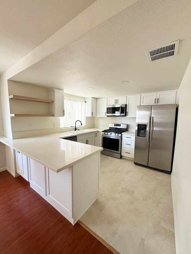 Foto principal - 112 N Moore Ave