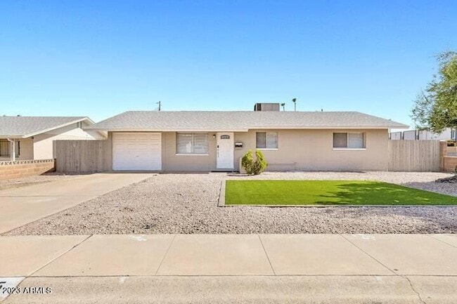 Photo - 945 E Lilac Dr (Tempe, AZ) House