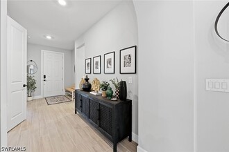 Building Photo - 2738 Aviamar Cir