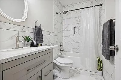 Building Photo - 1332-1334 Tricou St