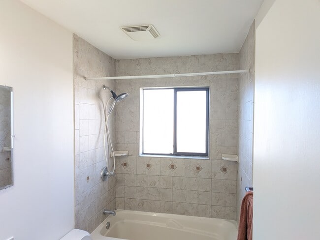 Building Photo - 8598 McCutcheon Ave