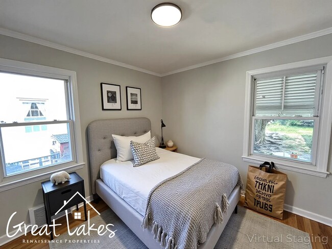 Building Photo - Beautiful 3 Bedroom 1 Bathroom now availab...