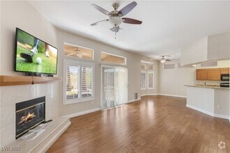 Building Photo - 10509 Back Plains Dr