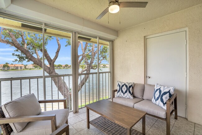 Building Photo - 7766 Emerald Cir