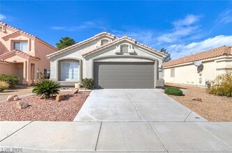 Building Photo - 3385 Wayward Ct