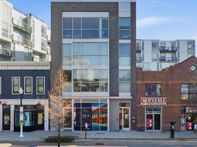 Foto del edificio - 1923 9th St NW