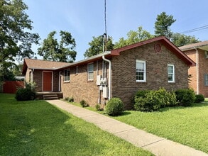 Building Photo - 2020 Greenwood Cir