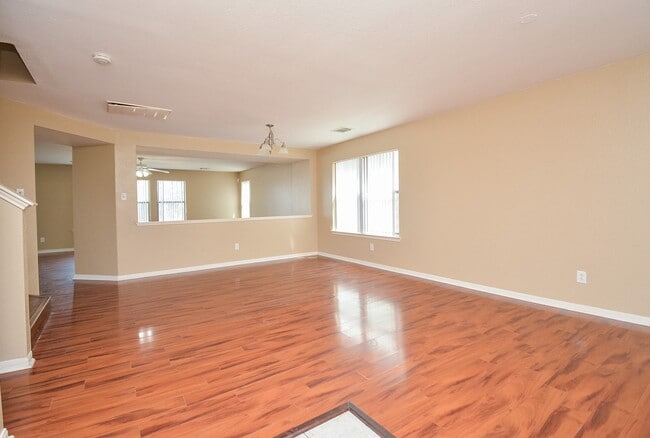 Building Photo - 15426 Lynford Crest Dr