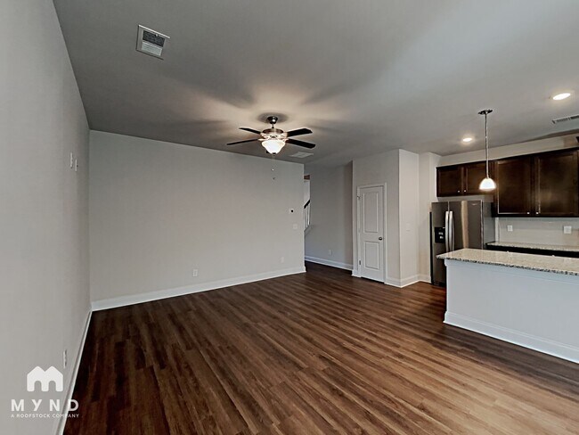 Foto del edificio - 10143 Benton Woods Dr