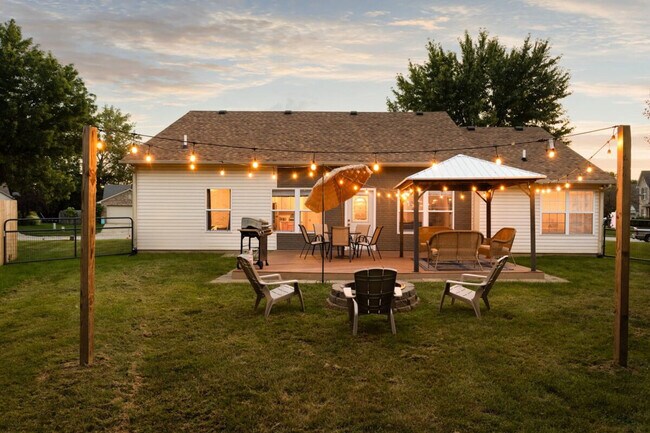 Foto del edificio - 3202 Grandview Way