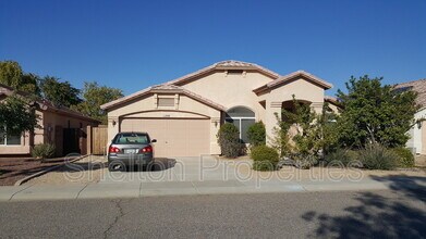 Building Photo - 3908 W Goodman Dr