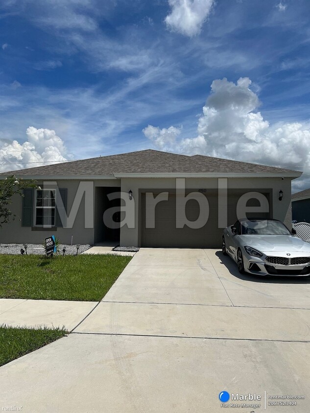 Primary Photo - 4 br, 2 bath House - 450 Taft Dr