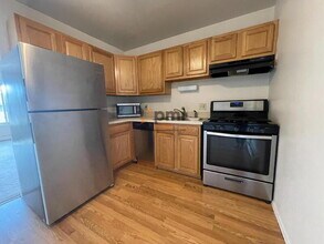 Building Photo - 111 Harrington Ave Building Photo - 111 Harrington Ave