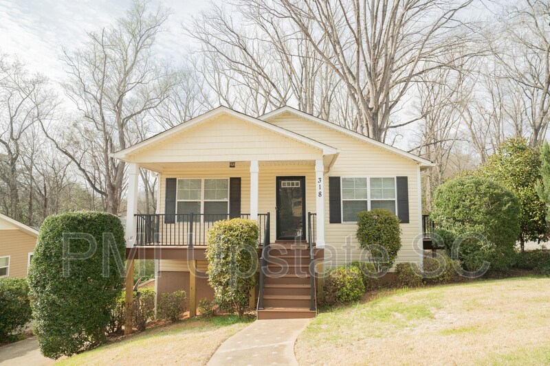 Primary Photo - 318 Briarcliff Dr