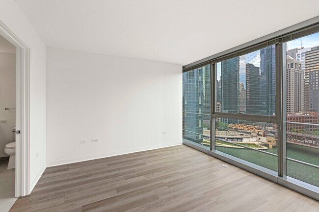 Foto del edificio - 313 W Kinzie St