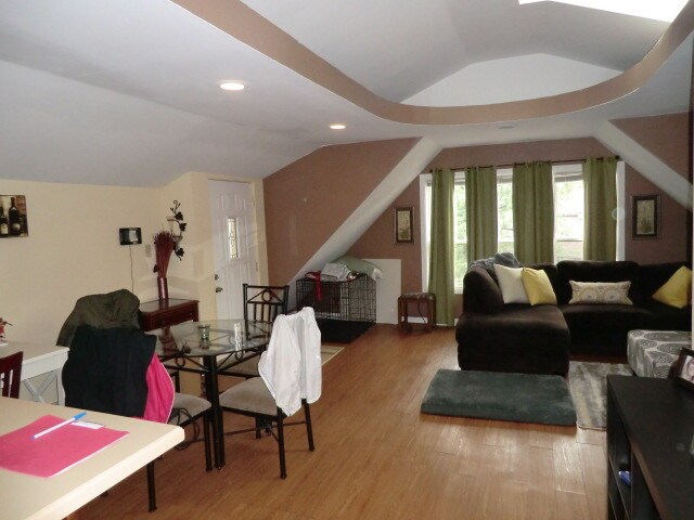 Photo - 1030 N Milwaukee Ave (Chicago, IL)