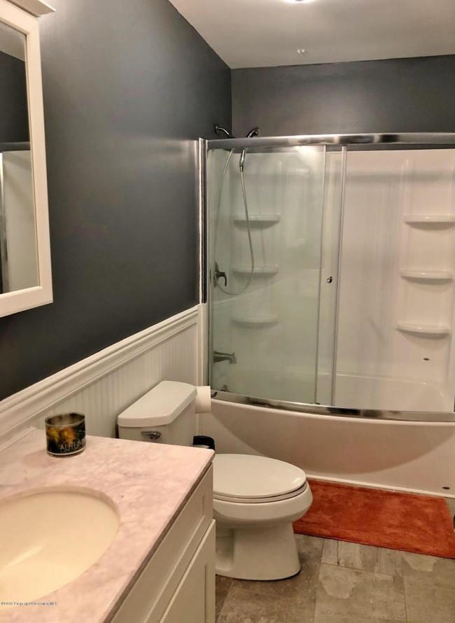 Building Photo - 2 bedroom in Clarks Summit PA 18411
