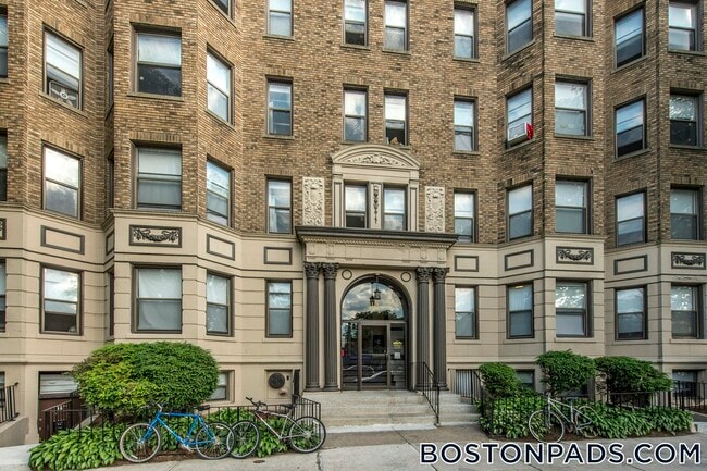 Building Photo - 1160 Commonwealth Ave