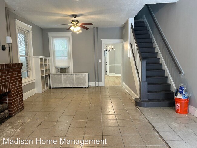 Building Photo - 7 br, 2.5 bath House - 452 Carlton Ave