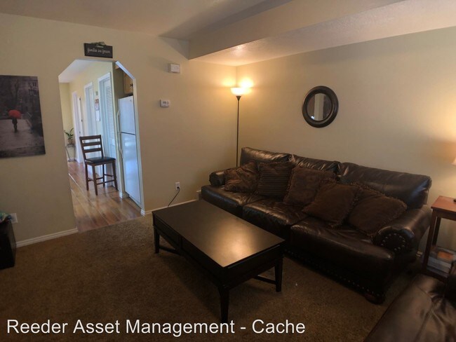 Foto del edificio - 2 br, 1.5 bath House - 235 West 1458 South