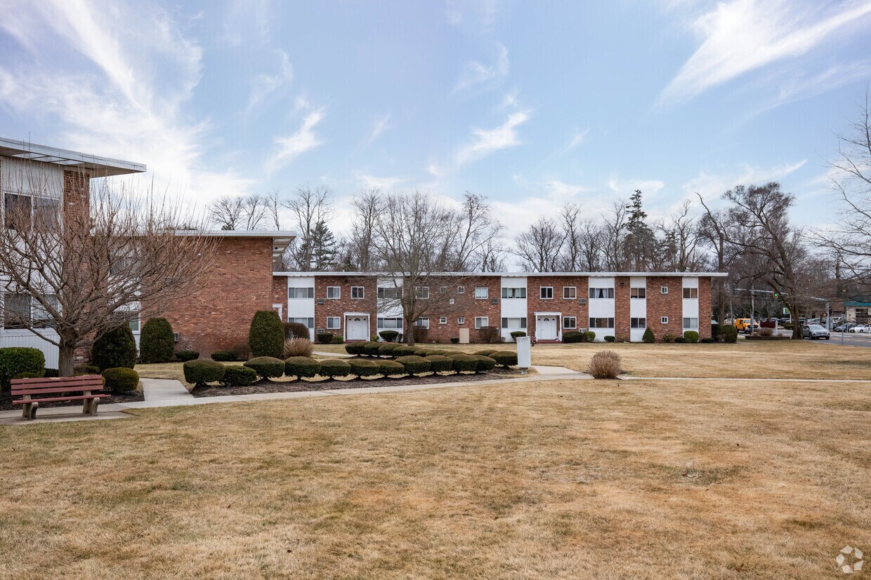 Foto del edificio - Sherbrooke Smithtown Co-Operative