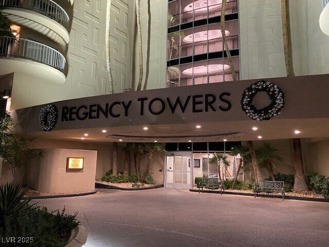 Foto del edificio - 3111 Bel Air Dr