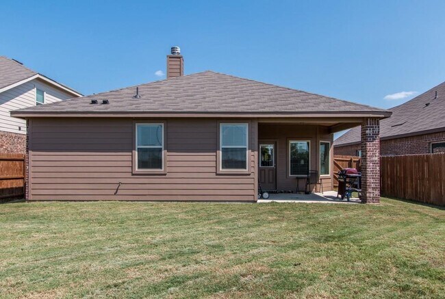 Building Photo - 4704 Shagbark Dr