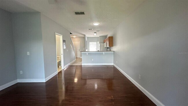 Building Photo - 323 Wilton Cir