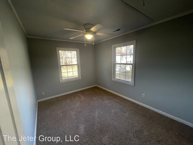 Building Photo - 2 br, 1 bath House - 3403 E Hovekamp Road