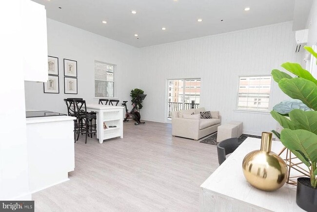 Foto del edificio - 211 St Paul St