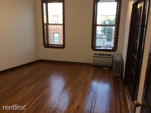 Building Photo - 821 44th St
