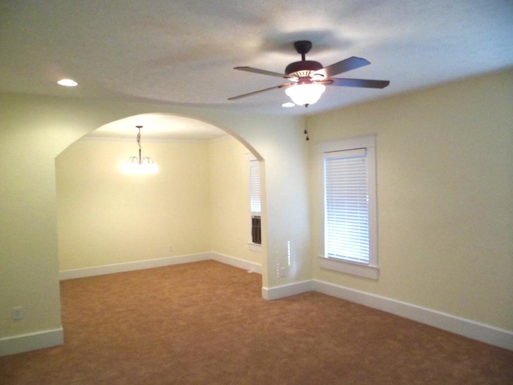 Primary Photo - 1401 Leighton Ave