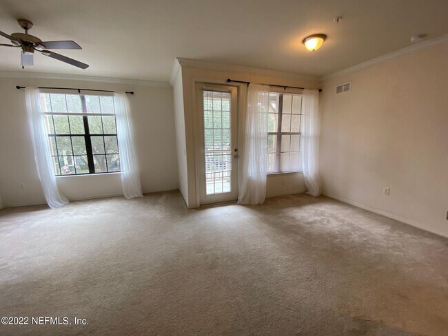 Foto del edificio - 12700 Bartram Park Blvd