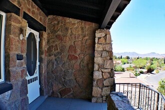 Building Photo - 1214 Stockwell Ln