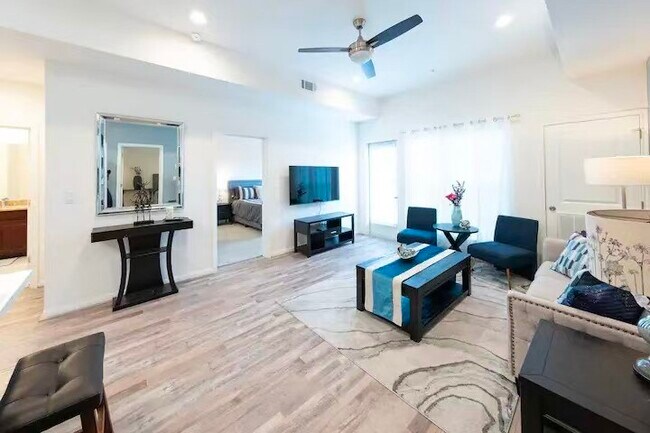 Foto del edificio - 1207 Grand W Blvd