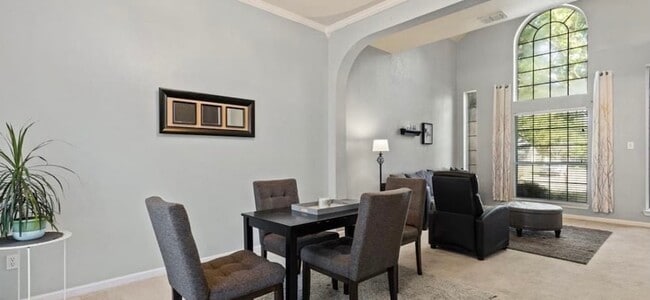 Foto del edificio - 5228 Warm Springs Trail