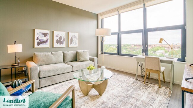 Foto del edificio - 2480-2522-2522 N Milwaukee Ave