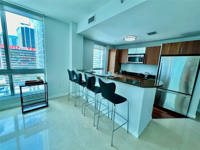 Building Photo - 300 S Biscayne Blvd