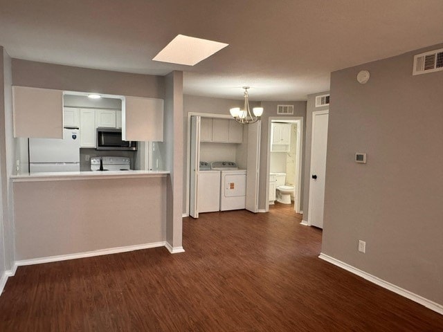 Building Photo - 9520 Royal Ln
