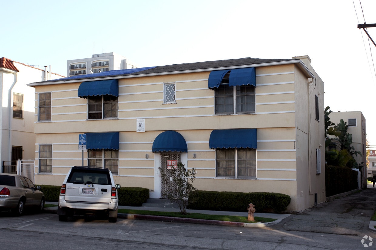 Primary Photo - 630 Cedar Ave