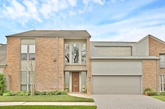 Building Photo - 6000 Sugar Hill Dr