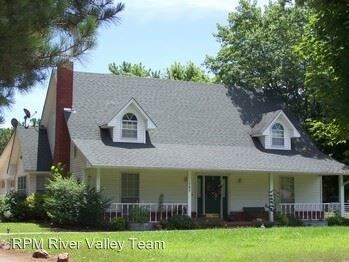 Foto principal - 4 br, 2 bath House - 180 Bell Road