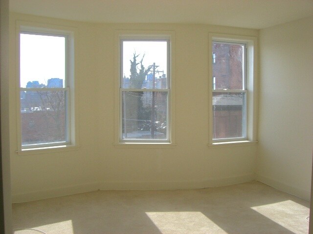 Primary Photo - 202 E Chase St