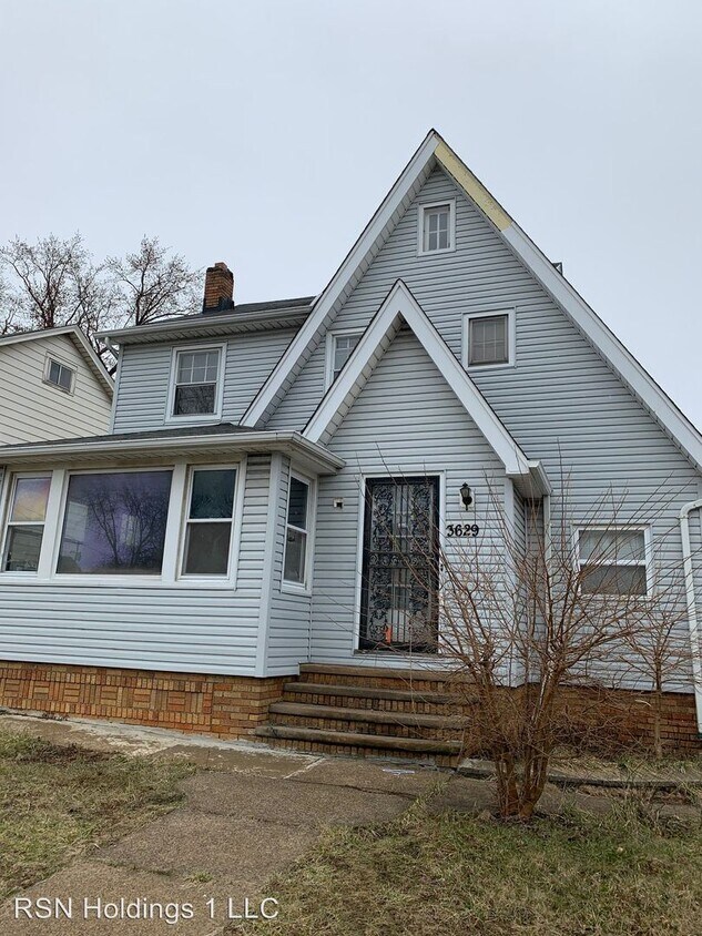 Primary Photo - 3 br, 1 bath House - 3629 W 130TH ST