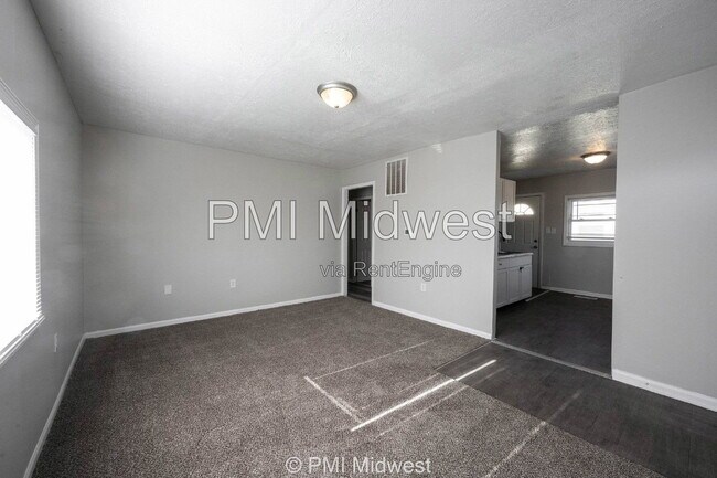 Foto del edificio - 2318 Groff Ave